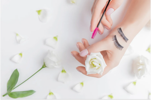 Your Guide to the Ultimate Cheap Eyelash Extension Kit!