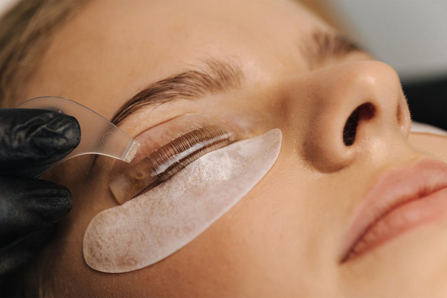 What Are the Different Types of Lash Curls?