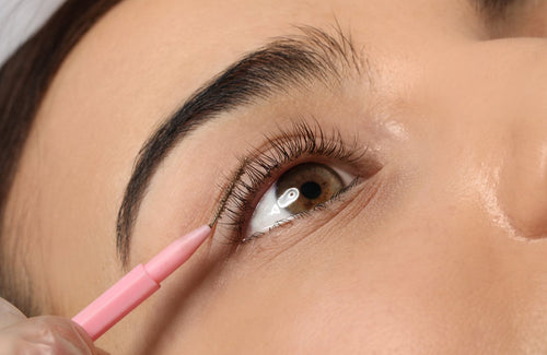 Lash Extensions vs. False Lashes