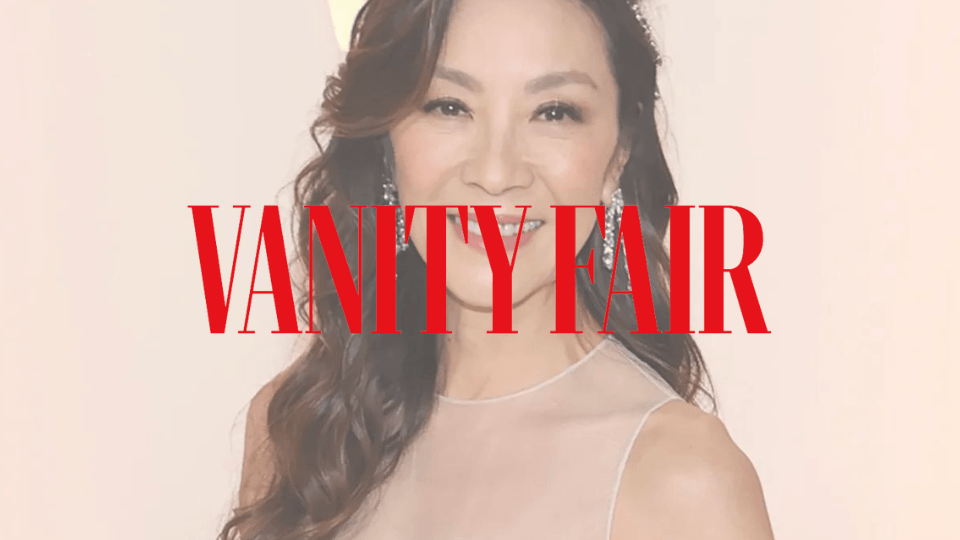 Celebrity red carpet beauty look at the 2023 Oscars with glamorous eye makeup and lashes