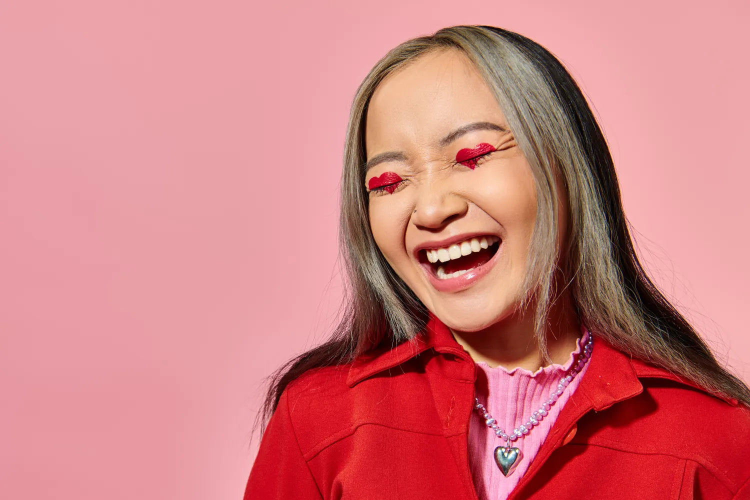 Valentine’s Day Makeup Ideas That Will Make Your Heart Flutter