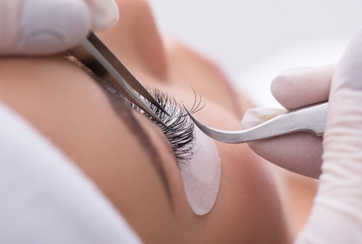 Short & Chic: Enhance Your Beauty With Short Lash Extensions!