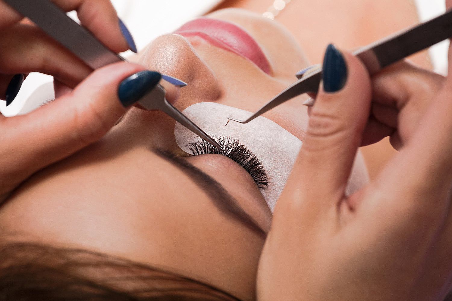 How To Stack Your Lashes