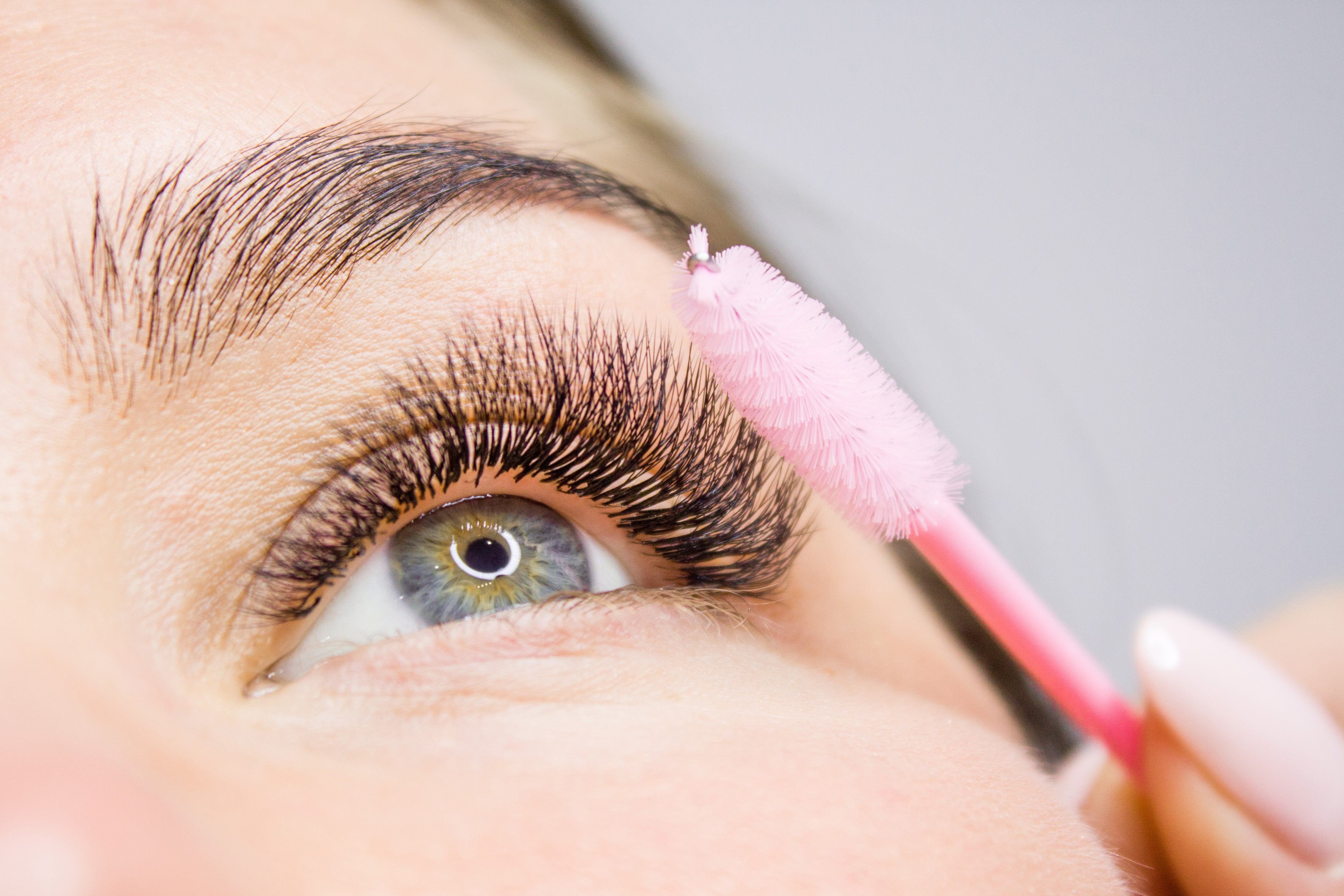 How To Clean Lashify Lashes?