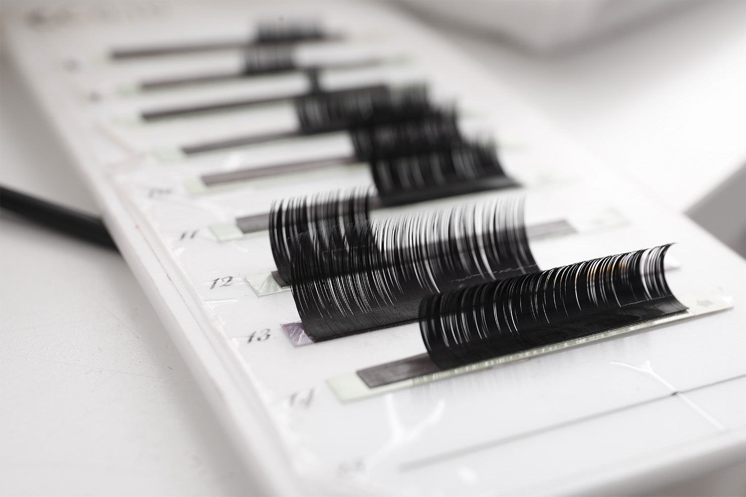How To Clean Eyelash Extensions the Right Way