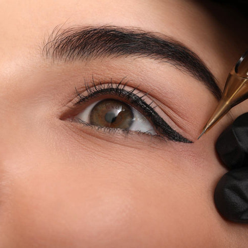 Can You Wear Eyeliner With Lash Extensions?
