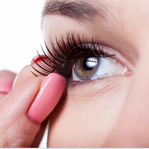 Lash Mastery 101: How To Apply Lashes Like a Pro!