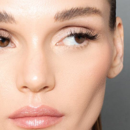 The Ultimate Beauty Gift Guide for Women in Their 40sLashify 