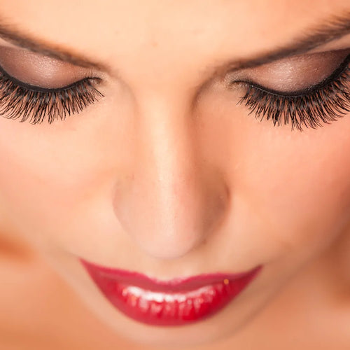 Embracing Change: Trying Bold and Unique Lash Styles for the New YearLashify 